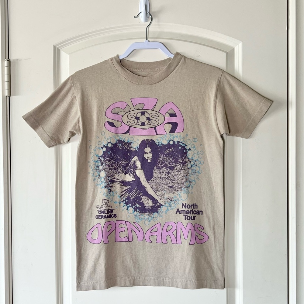 SZA Online Ceramics SOS Tour Shirt Small Open Arms Tan Graphic Tee